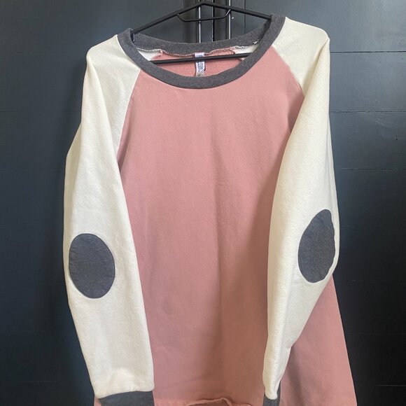 Daisy Mae Sweatshirt - Picture 2 of 7